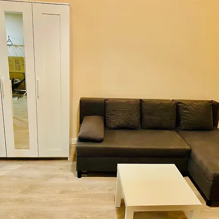 Pink Rose Boutiques בית הארחה